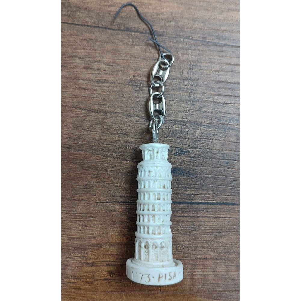 Leaning Tower of Pisa Italy Keychain Ornament Sculpted Souvenir Keyring Gift A4